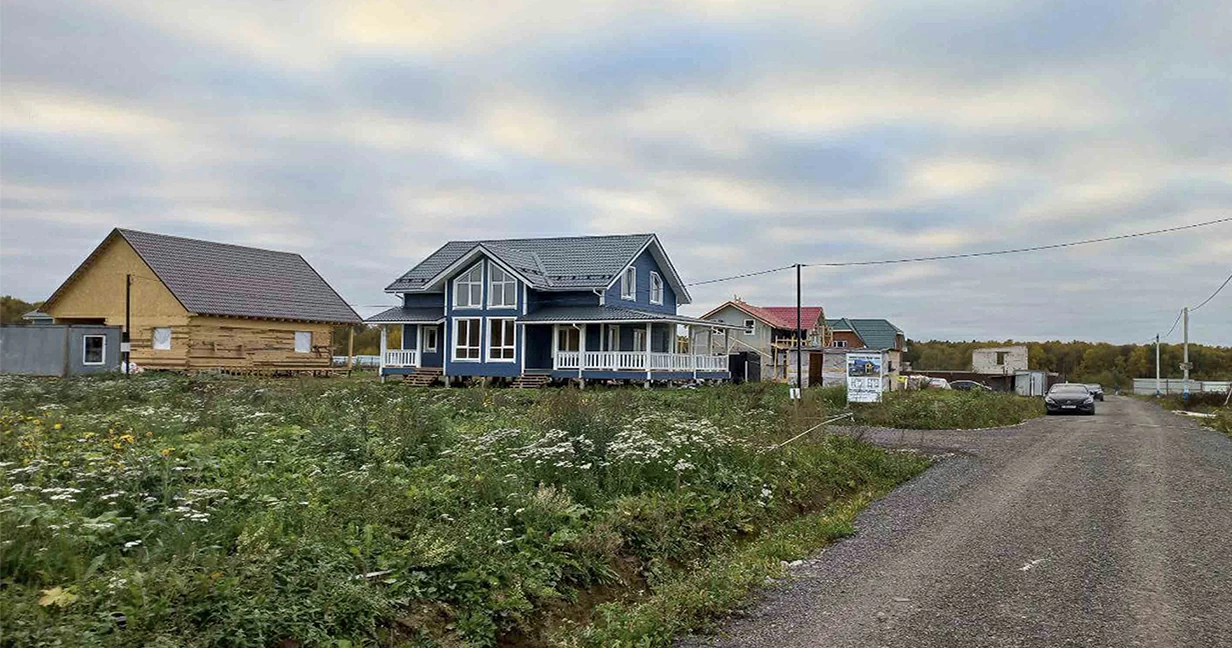 Коттеджный поселок Лисичкин луг в Солнечногорском районе - отзывы, цены,  фото, план