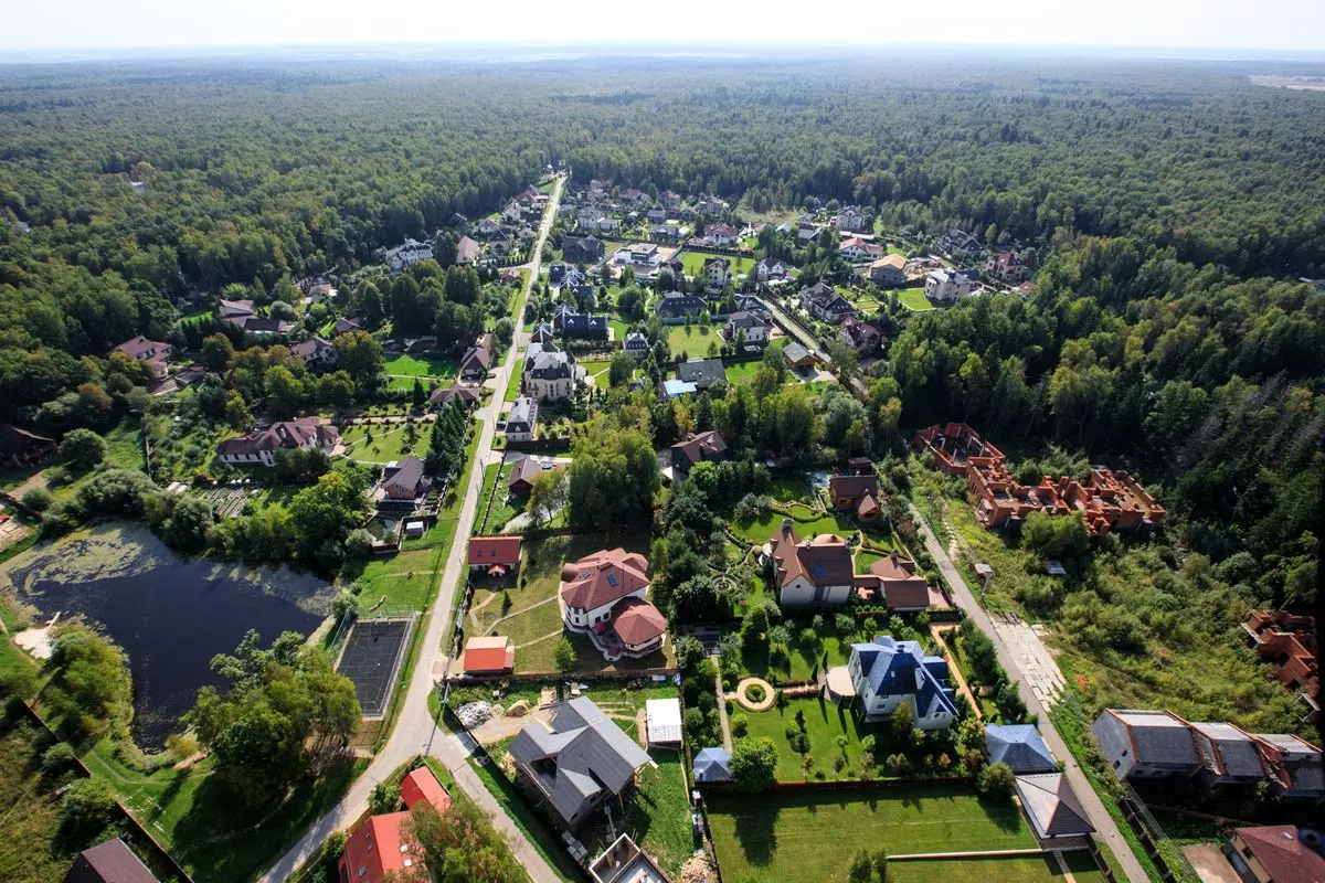 Коттеджный поселок Лесное озеро в Новая Москва районе - отзывы, цены, фото,  план