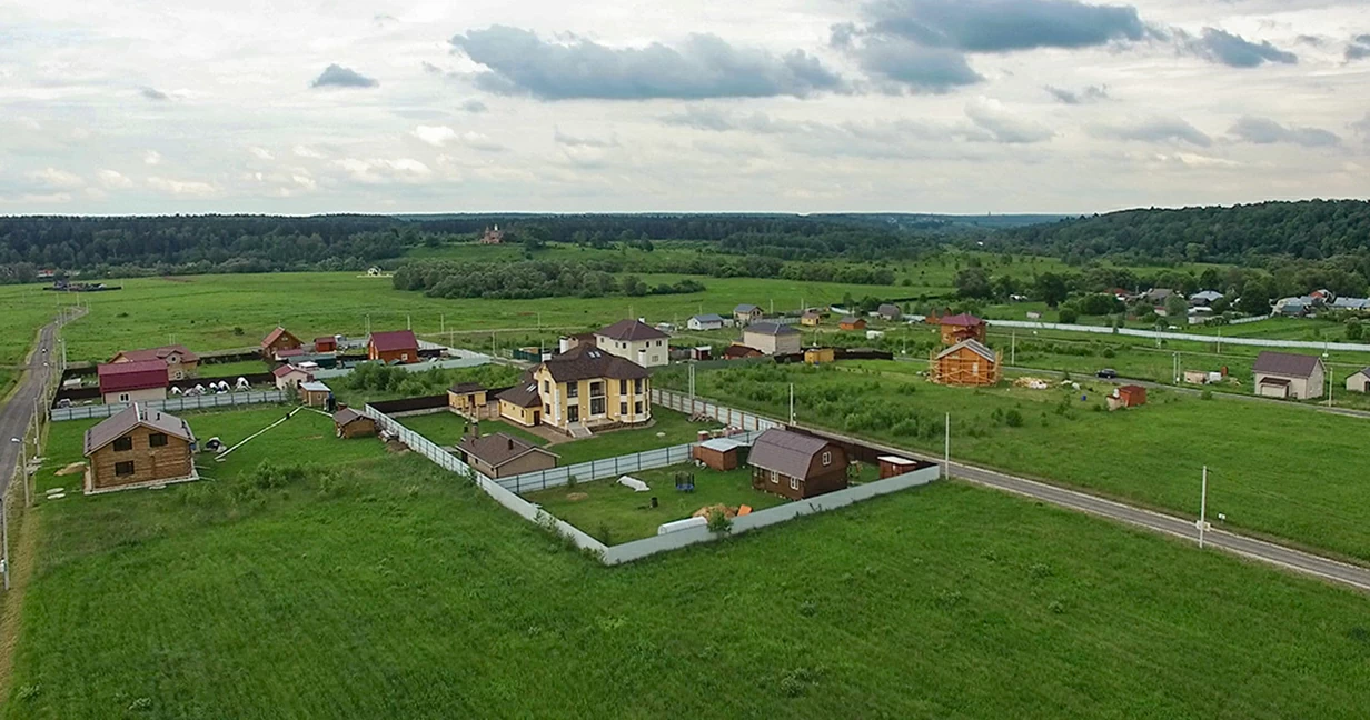 Коттеджный поселок Заповедный берег в Серпуховском районе - отзывы, цены,  фото, план